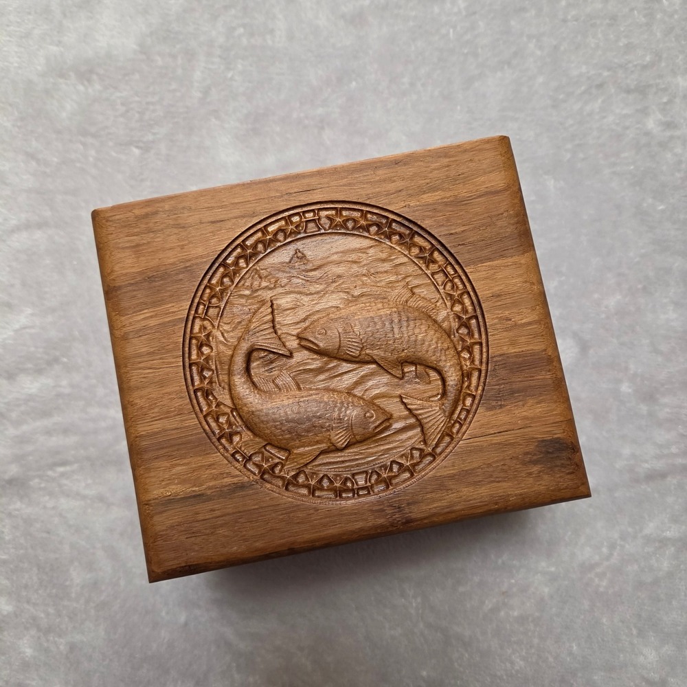 New Solid Walnut Pisces Zodiac Trinket Box Handcrafted Fish Astrology Cabin